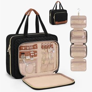 NWT Wedama Large Quilted Toiletry + Jewelry Organizer Travel Bag